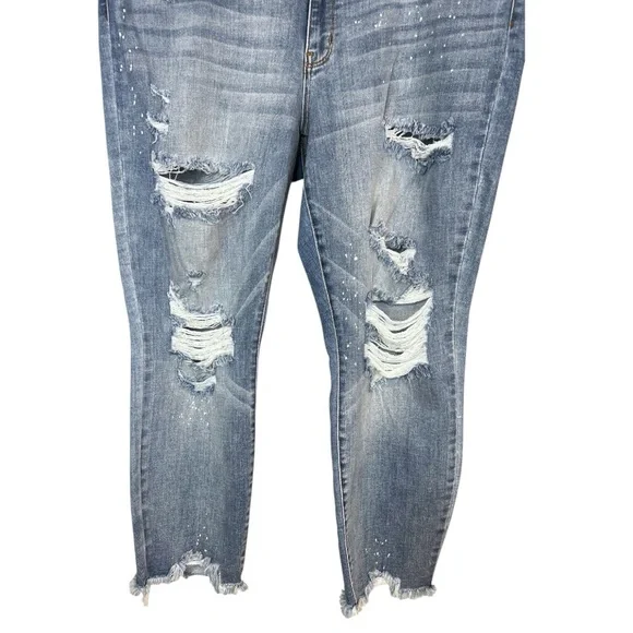 Judy Blue Monroe Mid Rise Ripped Boyfriend Fit Mom Jeans Size 20W - Picture 5 of 13